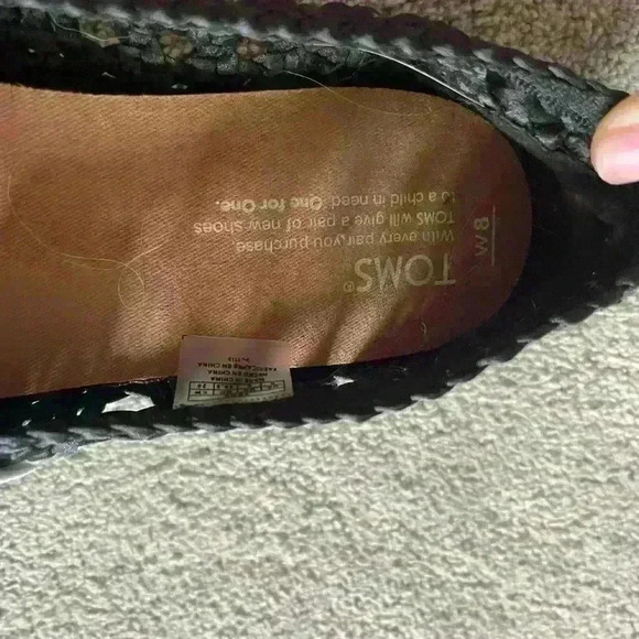 Black shoes - Picture 3 of 6